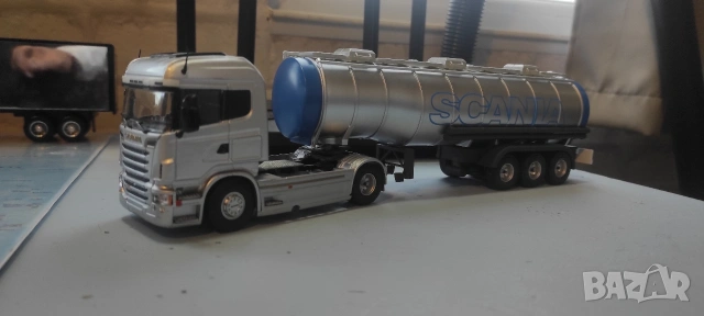 Модели камиони мащаб 1:50, снимка 17 - Колекции - 50838056