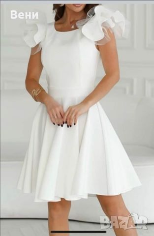 Дамска рокля
Произведено:Италия
, снимка 2 - Рокли - 45919531