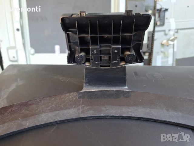 оригинална стойка телевизор LG модел 24TK410V-PZ