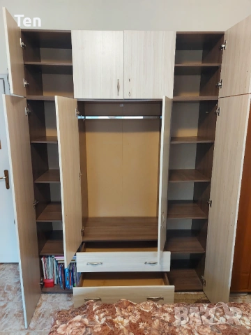 Четири крилен гардероб, снимка 2 - Гардероби - 53148160