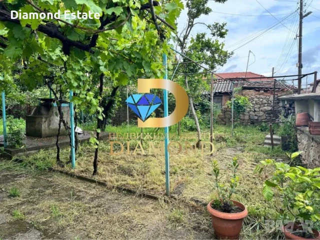 Двуетажна къща в село Царева поляна, обл. Хасково, снимка 7 - Къщи - 51297276