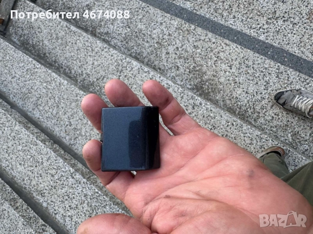 Капачка на предна броня на отвора на куката за теглене на Рено Лагуна само за 30лв. 20101007