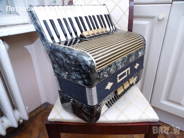 Акордеон Weltmeister – винтидж украса, декор - дом или заведение, снимка 3 - Декорация за дома - 52439608