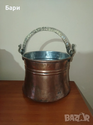 Старо малко котле, бакърче, меден съд,менец,менче