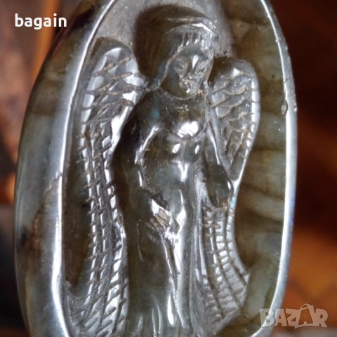 Камея от лабрадорит 