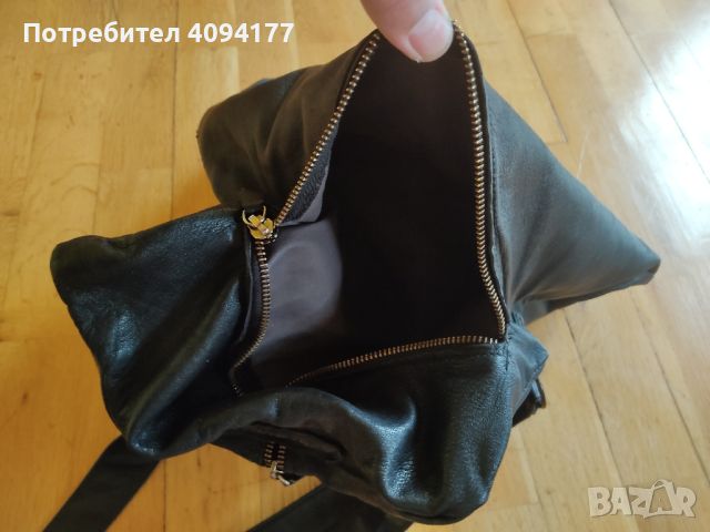 Женска кожена чанта през рамо в (запазено състояние), снимка 5 - Чанти - 45732967