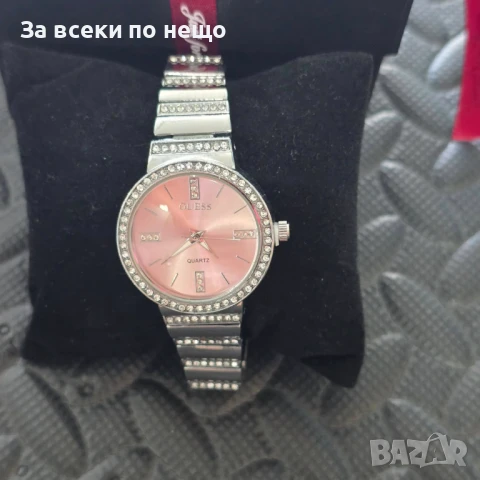 Guess Сребрист Часовник С Кристали Код VL-148