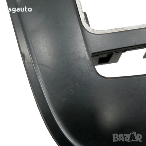 Лайсна около скоростен лост AUDI A4 (B8) 2008-2015 ID: 156860, снимка 2 - Части - 53119028