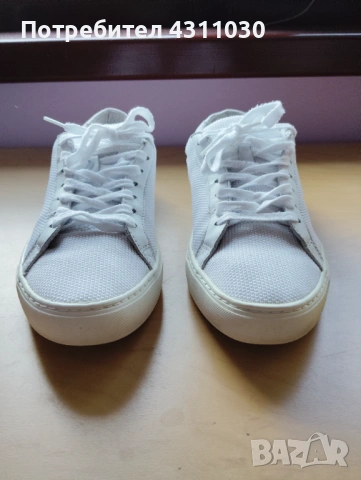 Оригинални мъжки маратонки Lacoste 42 номер, снимка 2 - Маратонки - 53366654