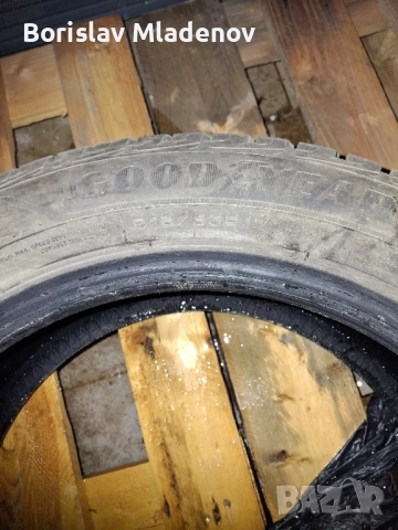 Зимни гуми GoodYear 215/55R17 W98