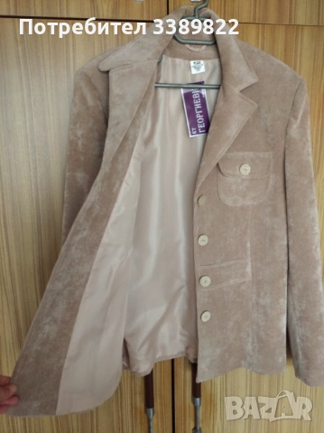 Дамско кадифено сако , снимка 2 - Сака - 53172179