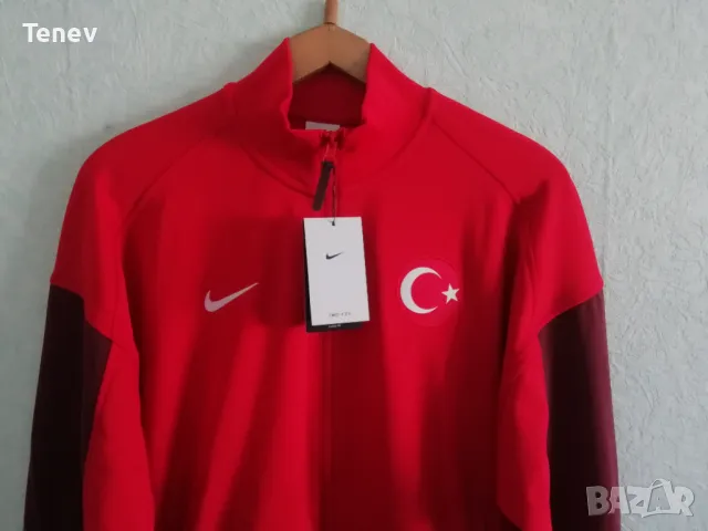 Турция Nike оригинално ново горнище размер М национален отбор Turkey , снимка 4 - Спортни дрехи, екипи - 48783840