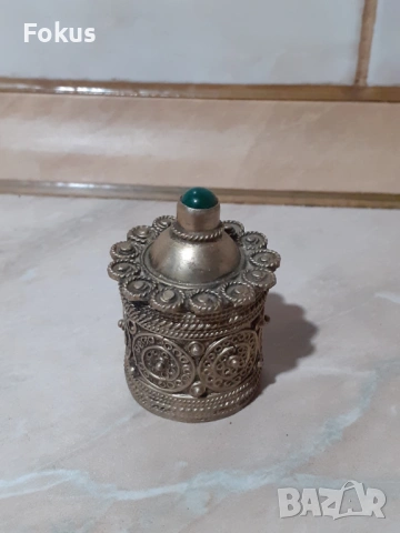 Красива малка кутийка филигран, снимка 2 - Антикварни и старинни предмети - 53347440