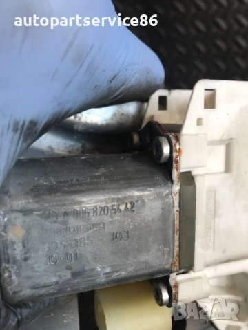 Регулатор за прозорец с мотор предна лява врата за Mercedes W906 Sprinter (2006-2011) , снимка 2 - Части - 54135827