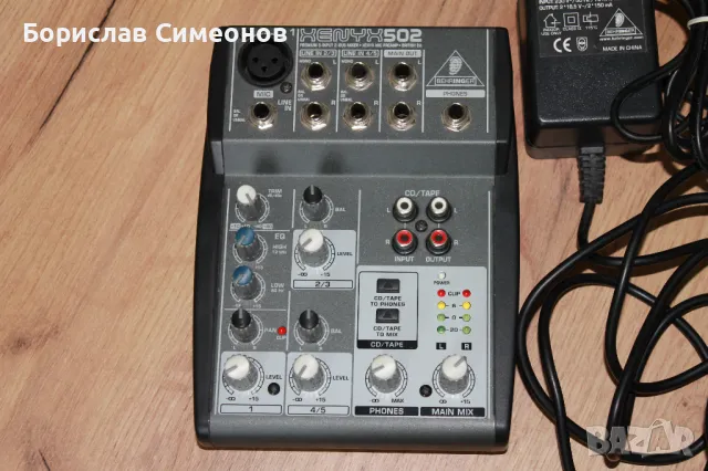 Аудио смесител Behringer Xenyx 502 Mixer, снимка 2 - Ресийвъри, усилватели, смесителни пултове - 48472735