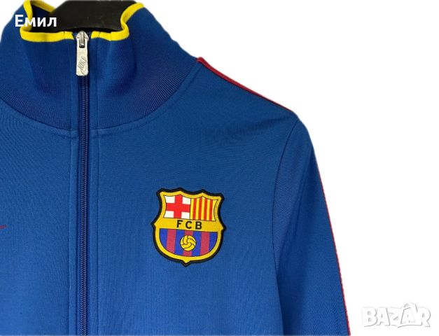 Оригинално горнище Nike x FC Barcelona, Размер S-M, снимка 4 - Спортни дрехи, екипи - 45585312
