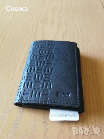 Esprit малък вертикален портфейл, снимка 5 - Портфейли, портмонета - 54153998