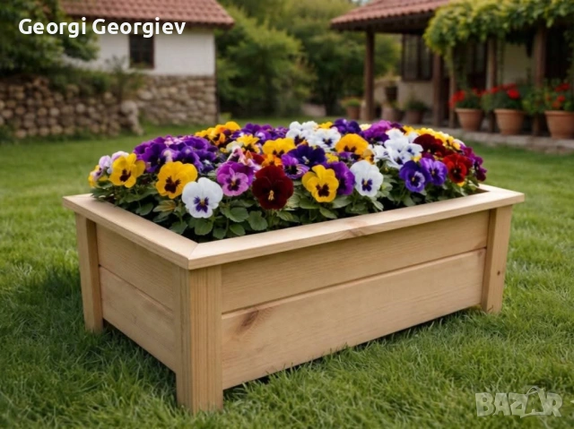 Дървени кашпи от масив. 