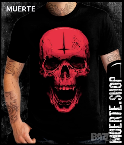 Черна тениска с щампа RED SKULL