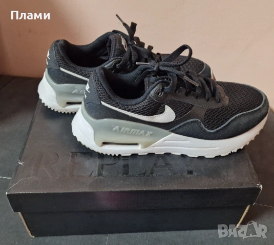Nike , снимка 2 - Маратонки - 54010159