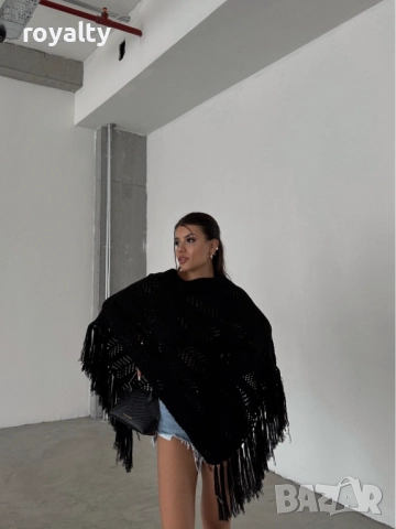 Черно Стилно Дамско Пончо
