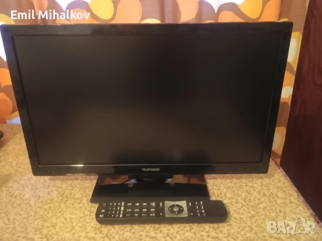 Телевизор Telefunken на 12 и 220вт. 24инча
