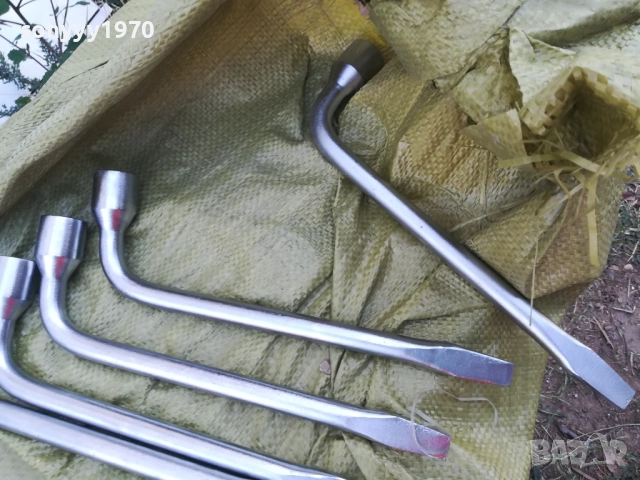 КЛЮЧОВЕ ЗА ГУМИ 21ММ 19ММ 17ММ-25ЛВ ЗА БРОЙ 0209251657, снимка 5 - Аксесоари и консумативи - 51582147