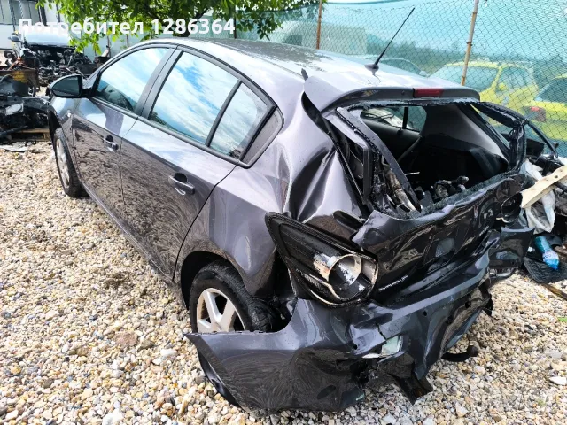 Chevrolet Cruze 1.7 130к.с. НА ЧАСТИ , снимка 4 - Автомобили и джипове - 50167833