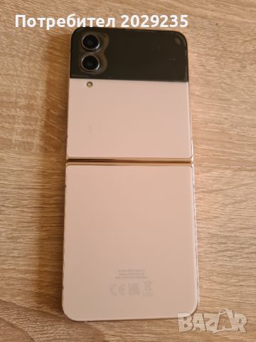 Samsung galaxy Z flip 4, снимка 2 - Samsung - 45852301