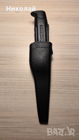 Шведски нож за работа, дране и др. много яка стомана