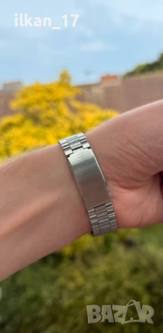 Часовник Orient Crystal Automatic, Rare Day-Date بالعربية – края на 1970-те Нов!, снимка 8 - Антикварни и старинни предмети - 51897328