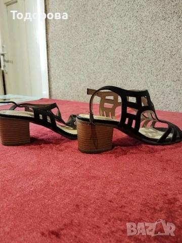 Дамски естествена кожа сандали 39 номер, снимка 4 - Сандали - 41340704