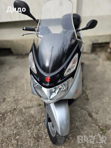 Suzuki Burgman 125 Бартер за по голям с доплащане от моя страна, снимка 2 - Мотоциклети и мототехника - 51280670