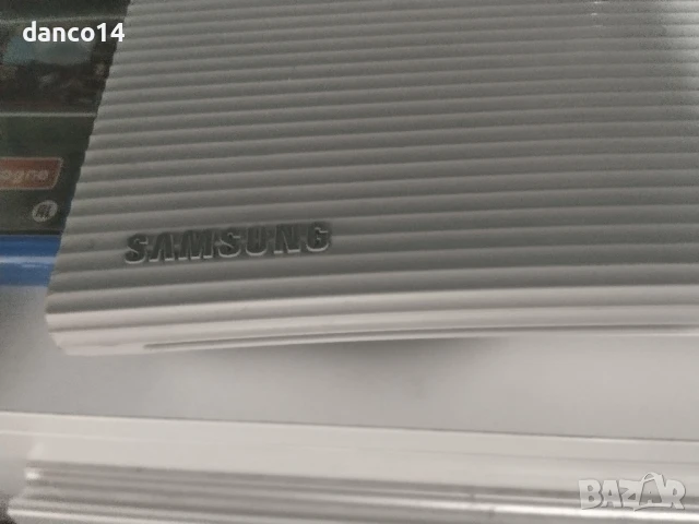 страхотен отвсякъде блу рей плеър на Самсунг оригинал-нов внос , снимка 3 - Плейъри, домашно кино, прожектори - 51415758