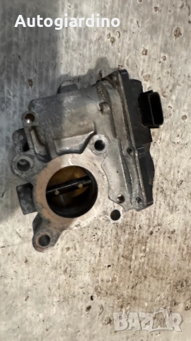 Дроселова Клапа за Renault Modus 2005 - 11041A0901 / 8200285017B, снимка 2 - Части - 52930585