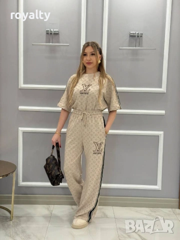 Louis Vuitton Дамски Бежов Нов Комплект , снимка 2 - Спортни екипи - 53280500
