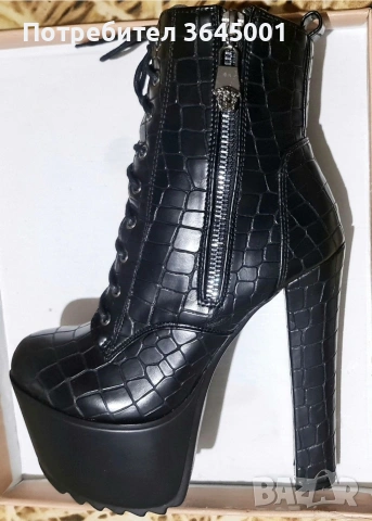 Луксозни дамски черни боти от релефна изкуствена кожа с висок ток и платформа-олекотени . N36 НОВИ 
