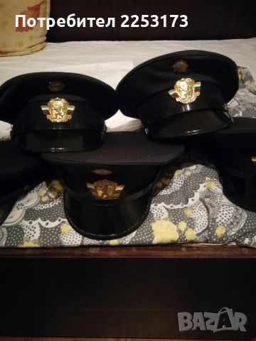 Соц.дрехи,шапки и колани КАТ- НМ,МВР., снимка 11 - Антикварни и старинни предмети - 42558530