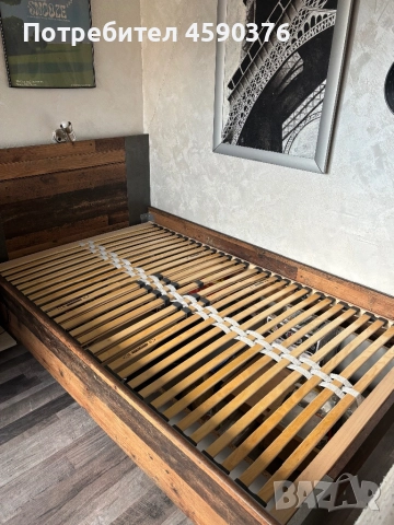 Продавам рамка за единично легло