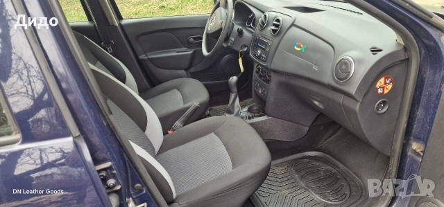 Dacia Logan 0.9 , снимка 12 - Автомобили и джипове - 53728379