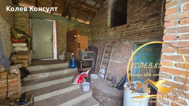 Двуетажна къща в село Върбица, област Хасково  📐 РЗП: 190 кв.м , снимка 6 - Къщи - 54204892