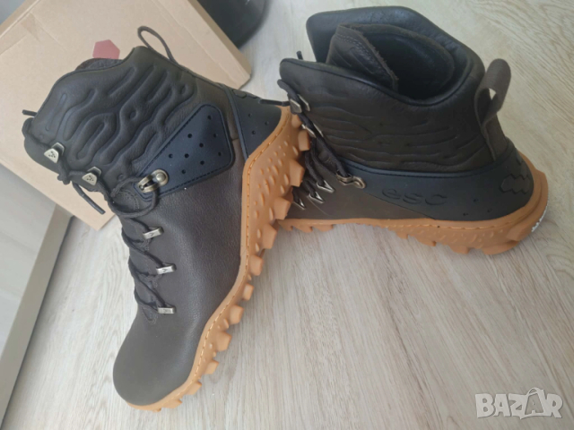 Чисто нови Vivobarefoot Tracker Forest Esc EU 45, снимка 8 - Спортни обувки - 53803339