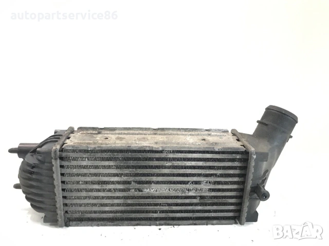 Интеркулер радиатор HDIза Peugeot 307 (2004) 9646694680, снимка 2 - Части - 53618846