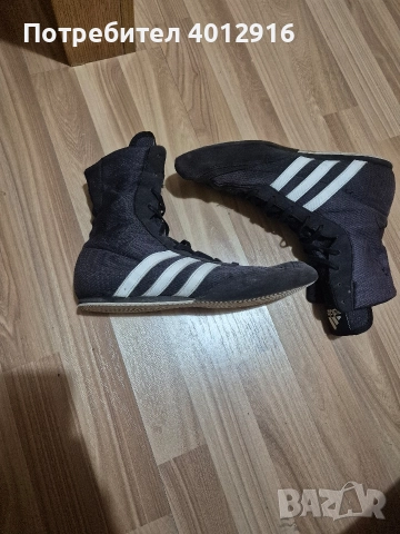 Боксови обувки Adidas Box Hog 2 - 43.5, снимка 3 - Спортни обувки - 52816617