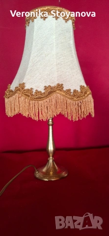 Настолна лампа