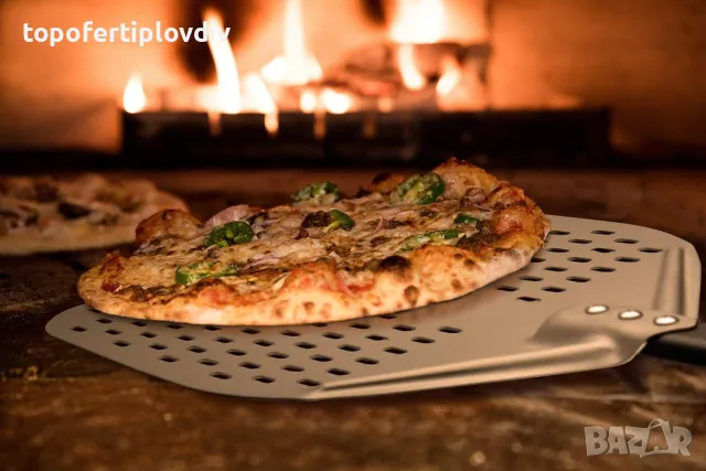 Шпатула за пица перфорирана G.a HOMEFAVOR Perforated Pizza Peel, 12 Inch, снимка 2 - Печки, фурни - 49721713