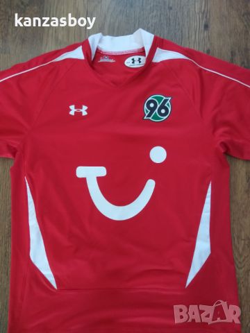 UNDER ARMOUR HANNOVER 96 2008/2009 HOME SHIRT - колекционерска футболна тениска С/М, снимка 2 - Тениски - 46563442