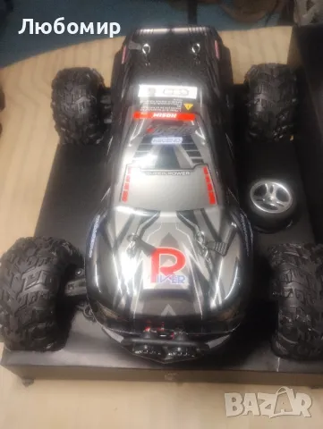 кола с дистанционно управление RC Monster Truck 48+ KMH 4X4 Off-Road RC камион с фарове Черен

, снимка 4 - Коли, камиони, мотори, писти - 47627586