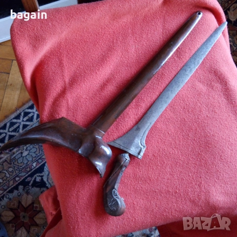 Старинен Крис.