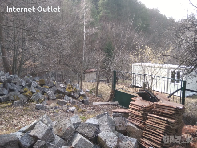 Парцел с жилищен фургон , снимка 9 - Парцели - 53607526